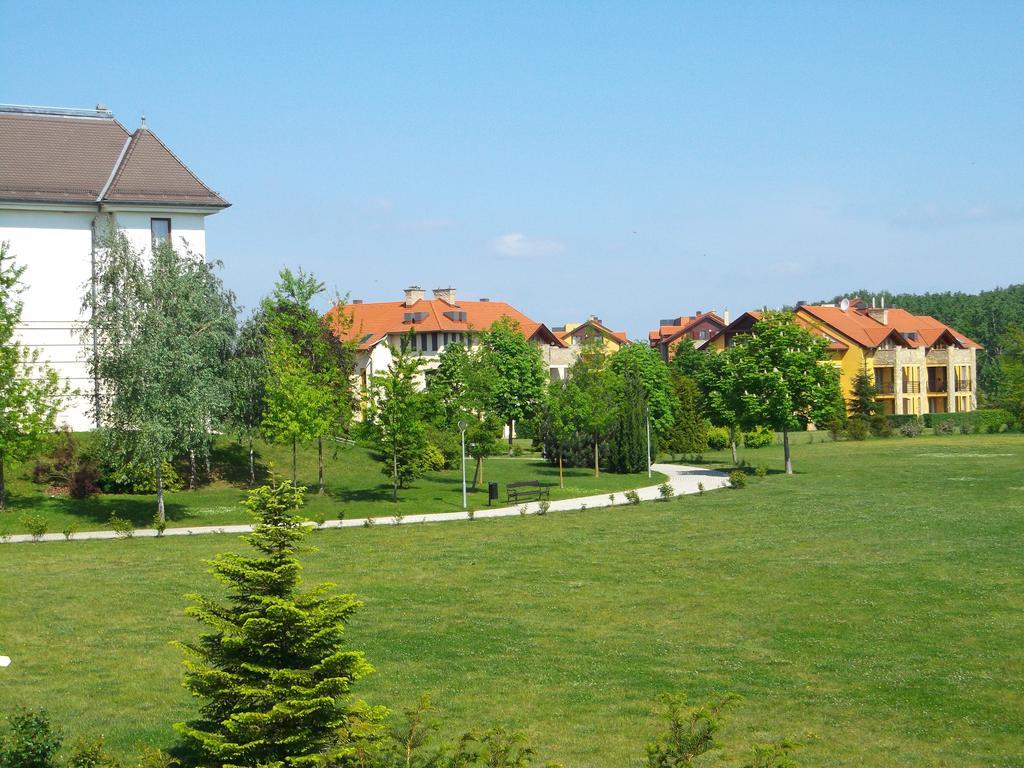 Birdland Panorama Apartman Buk Room photo